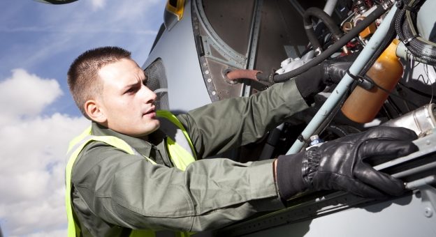 Comment devenir Militaire Technicien / Technicienne De L’Air (Mta) ?